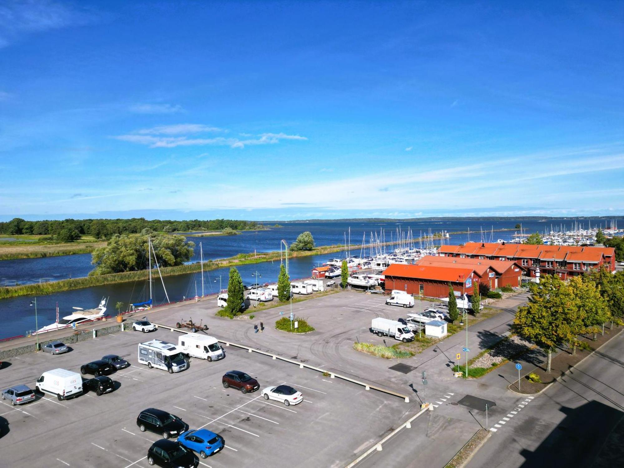 Vaenerport Lakefront Hotell Mariestad Extérieur photo