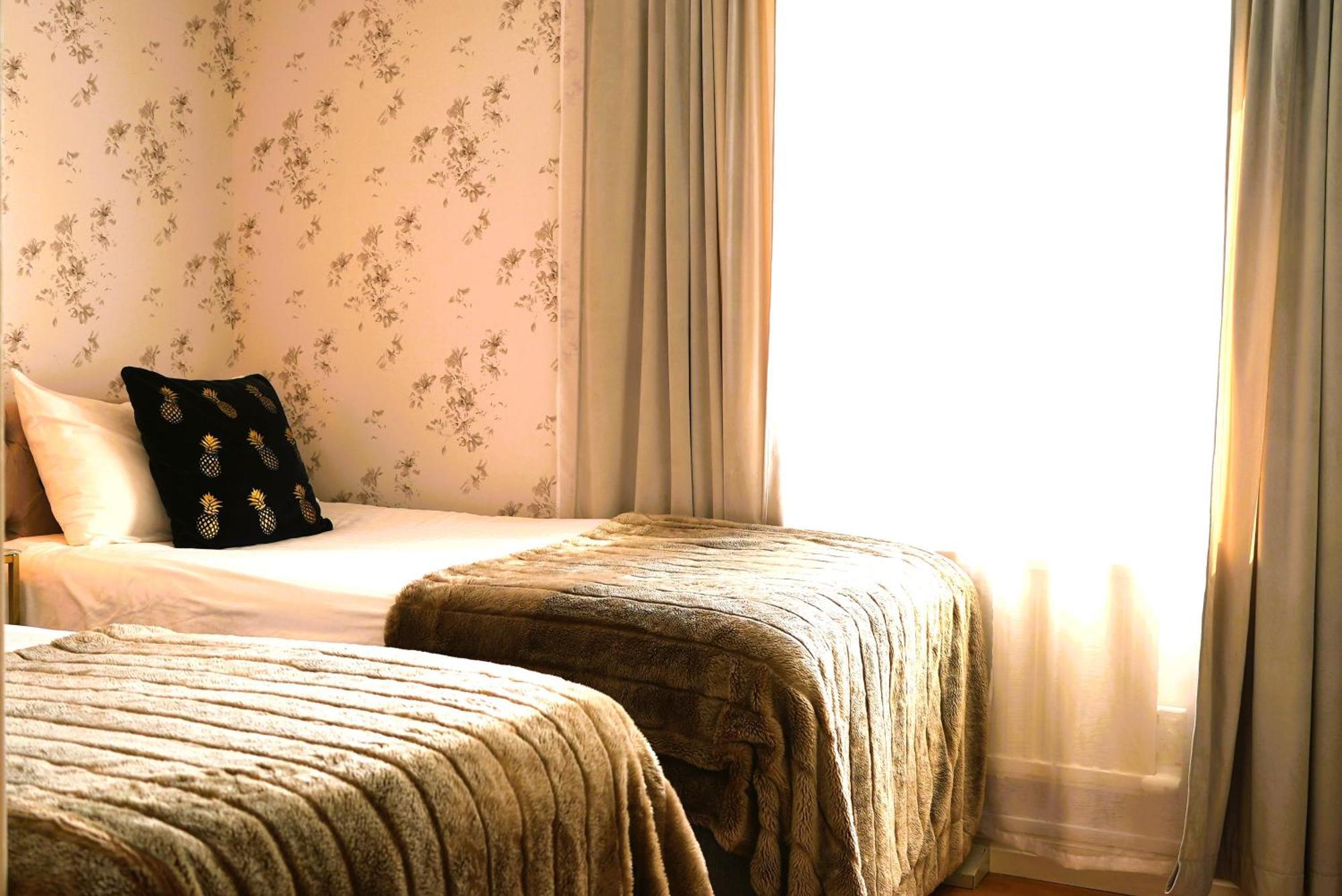 Vaenerport Lakefront Hotell Mariestad Extérieur photo