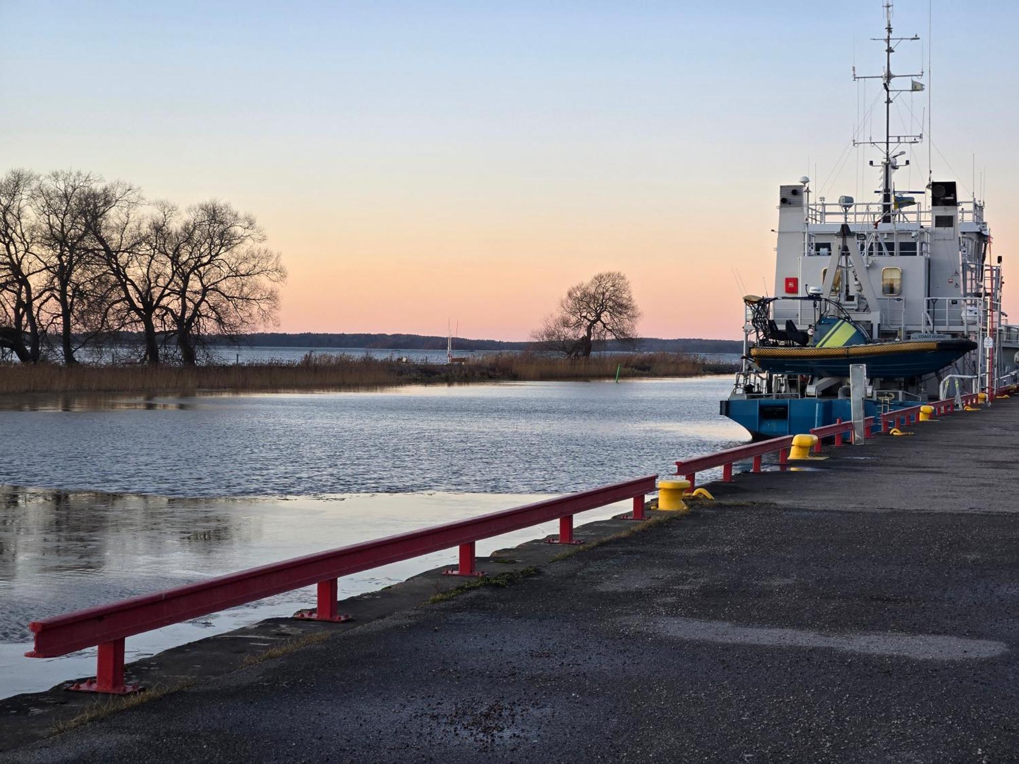 Vaenerport Lakefront Hotell Mariestad Extérieur photo