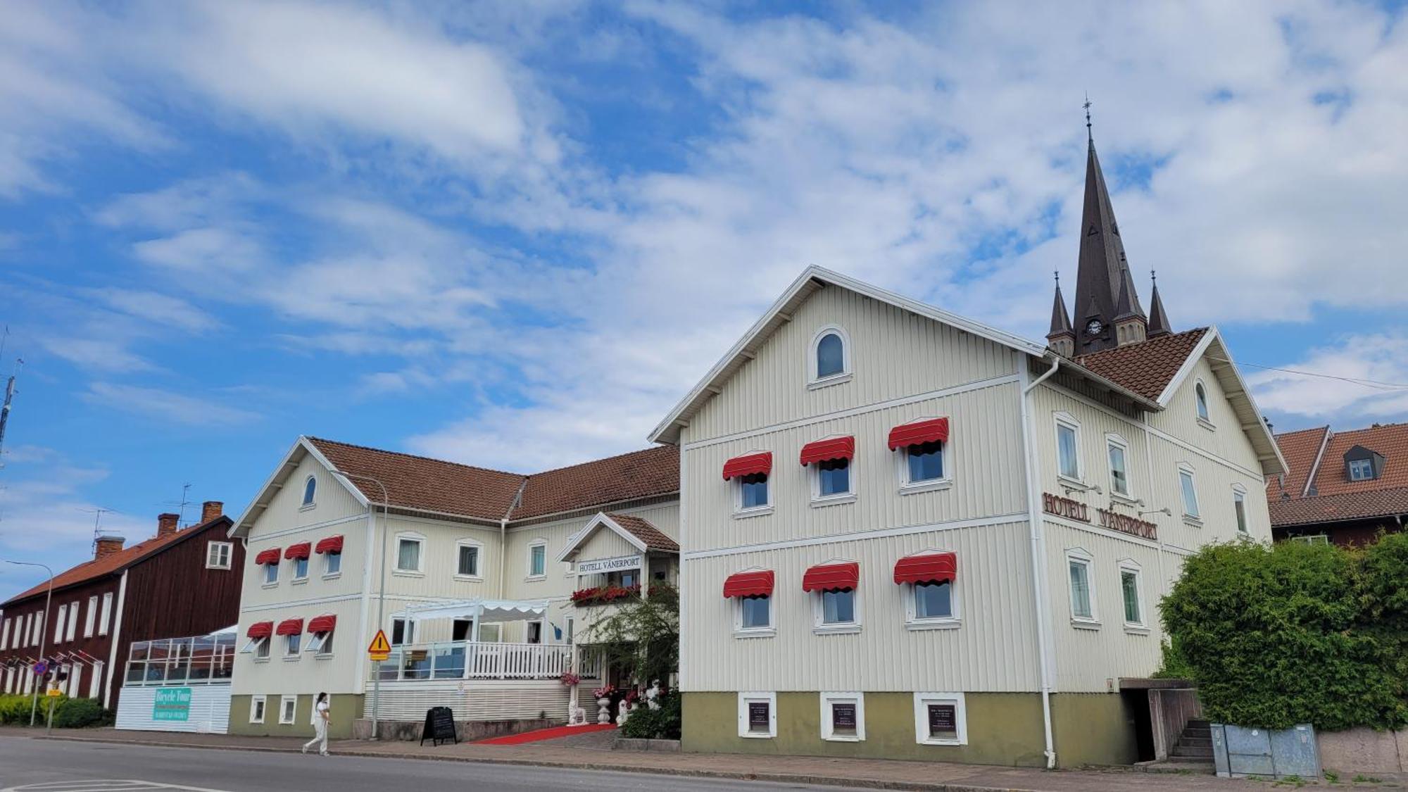 Vaenerport Lakefront Hotell Mariestad Extérieur photo